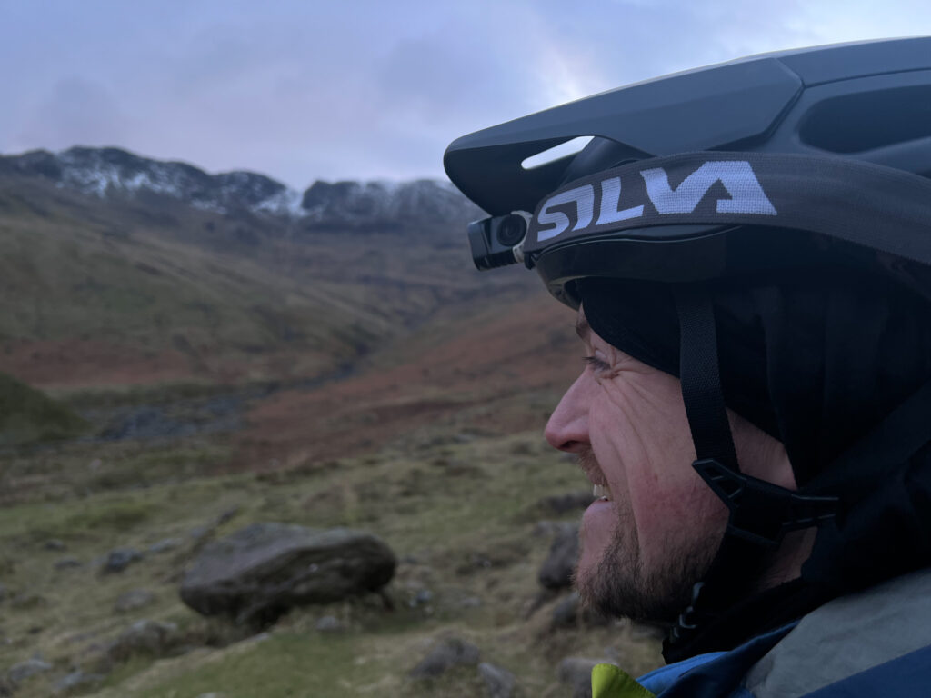 Barry Godin using the Specialized Tactic 4 with a helmet light